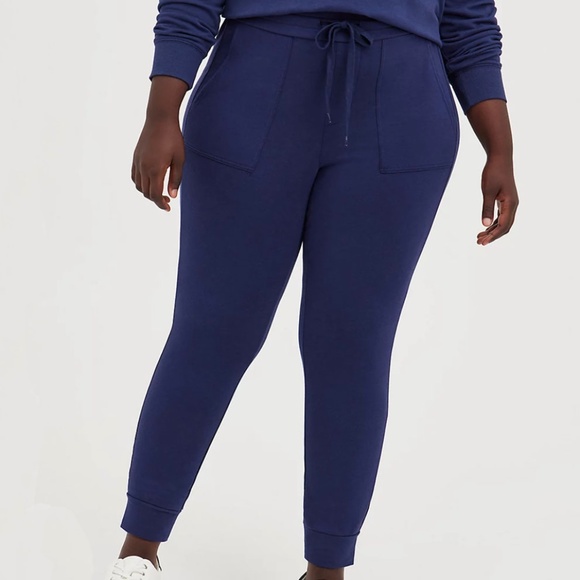 SET: Torrid Ultra Soft Fleece Navy Sweatshirt/Jogger 2X - Picture 7 of 14